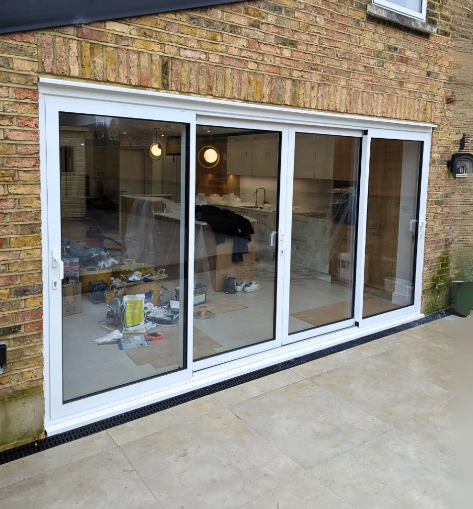 Aluminium sliding doors by Durajoin