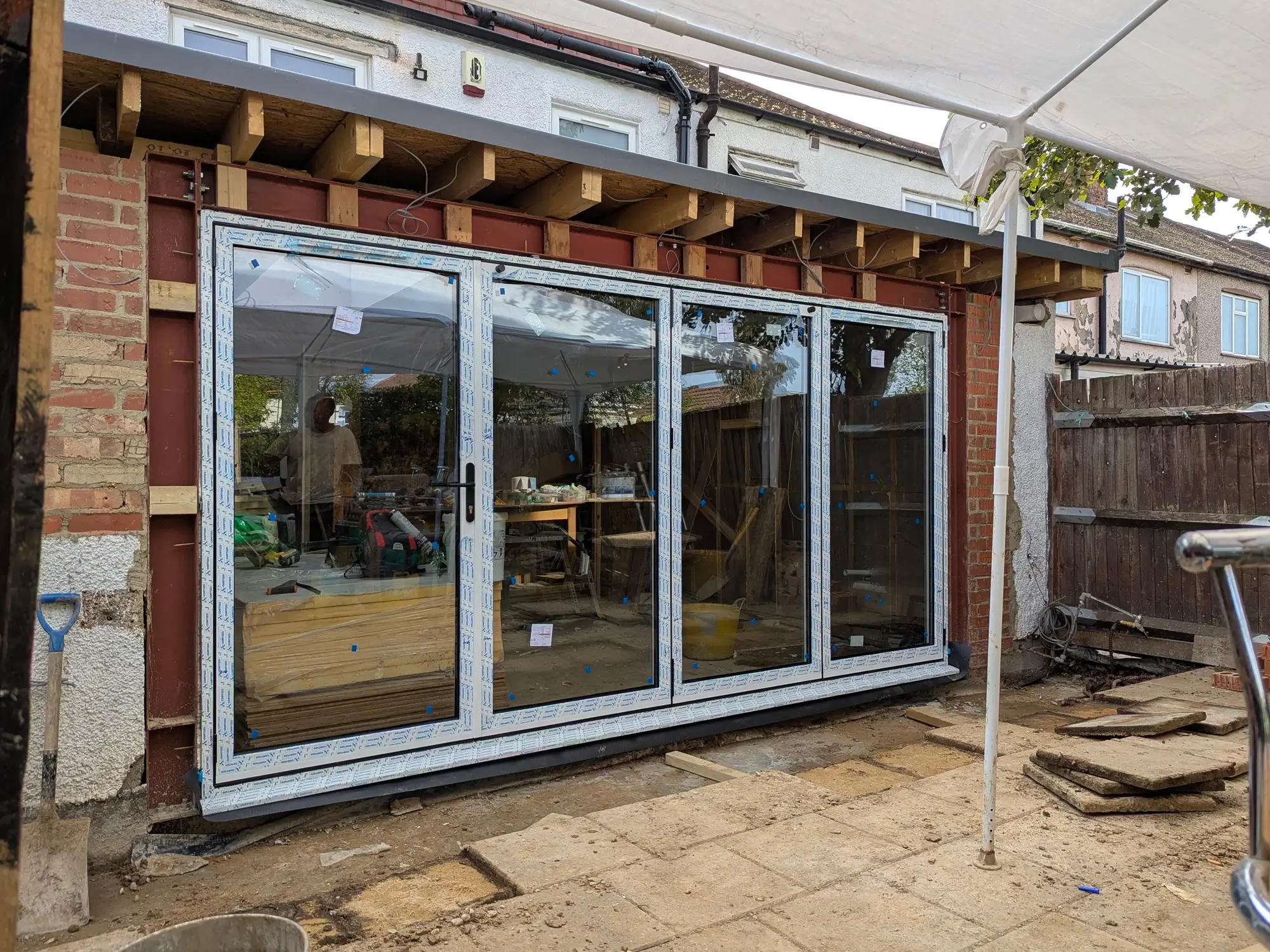 Wide-opening bifold doors with slim aluminium frames