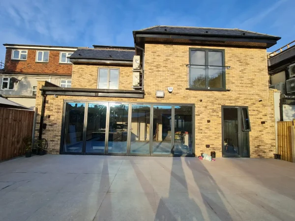 aluminium-doors-and-windows-manufactured-installed-in-East london-by-Durajoin Aluminium doors and windows installed in East London by Durajoin
